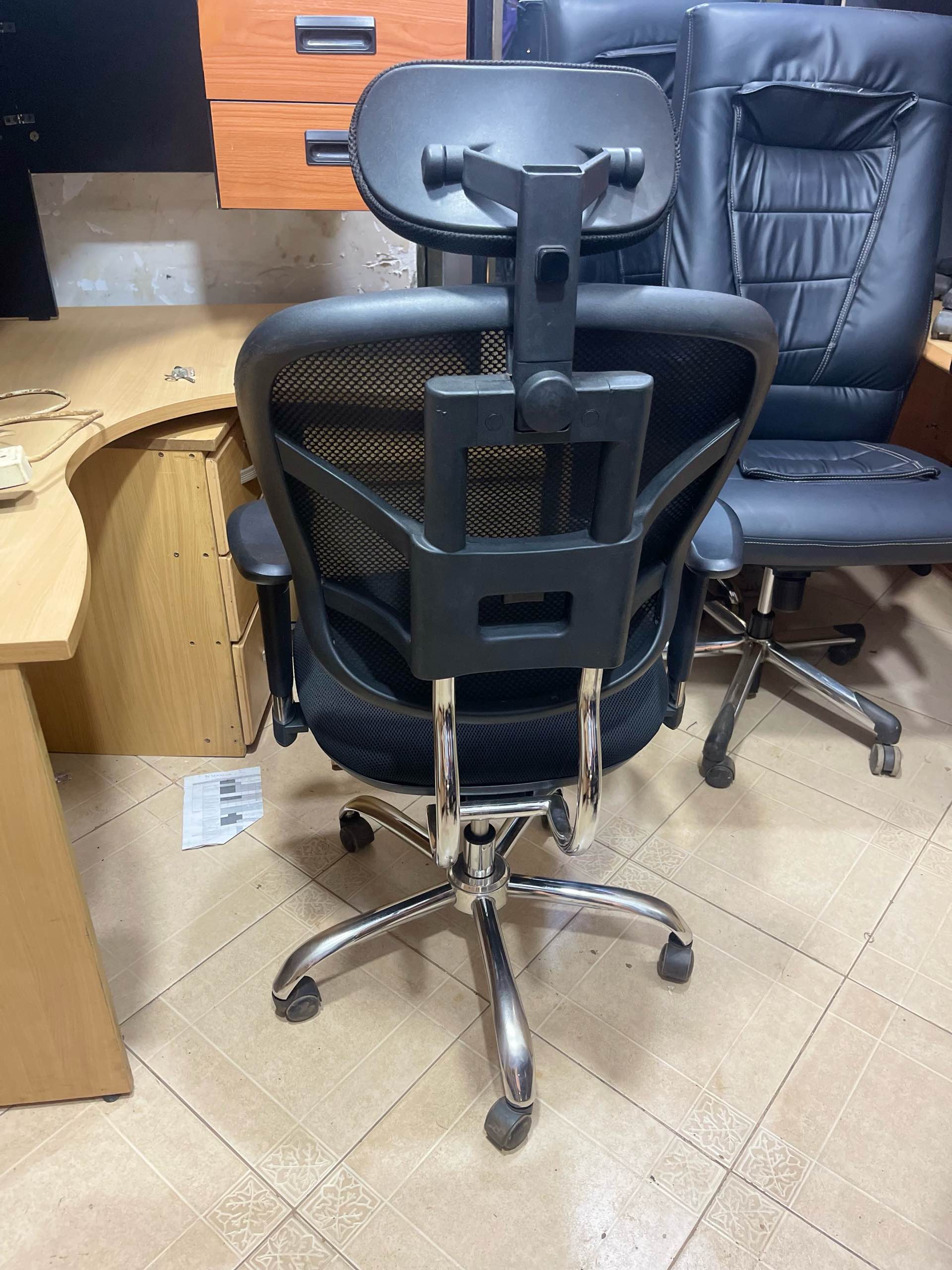 Executive office chairs for sale in Kampala - Yilick