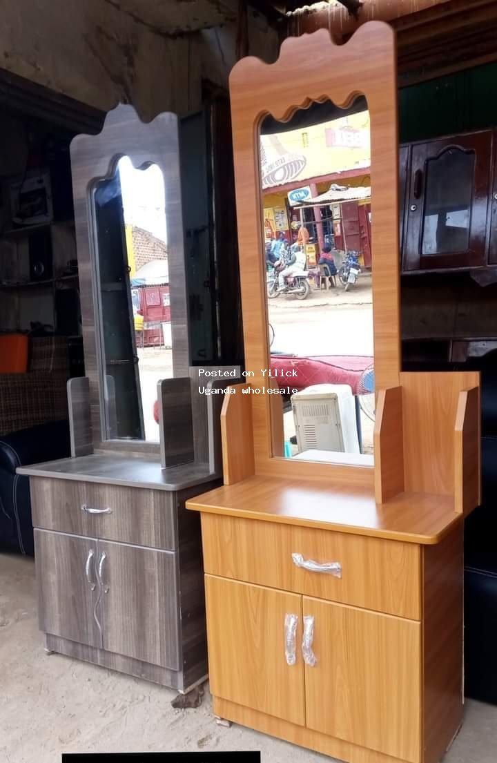 Dressing Table Mirror - Stylish and Functional dressing mirror for sale in Kampala - Yilick