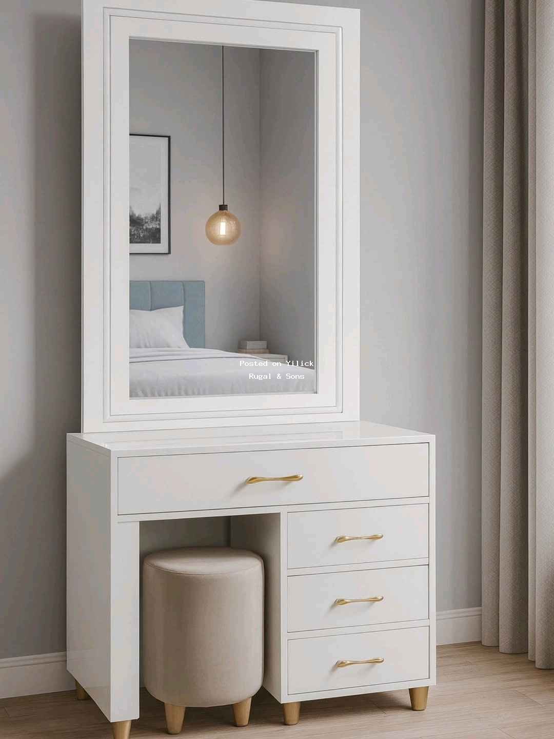 Dressing Mirror for sale in Wakiso - Yilick