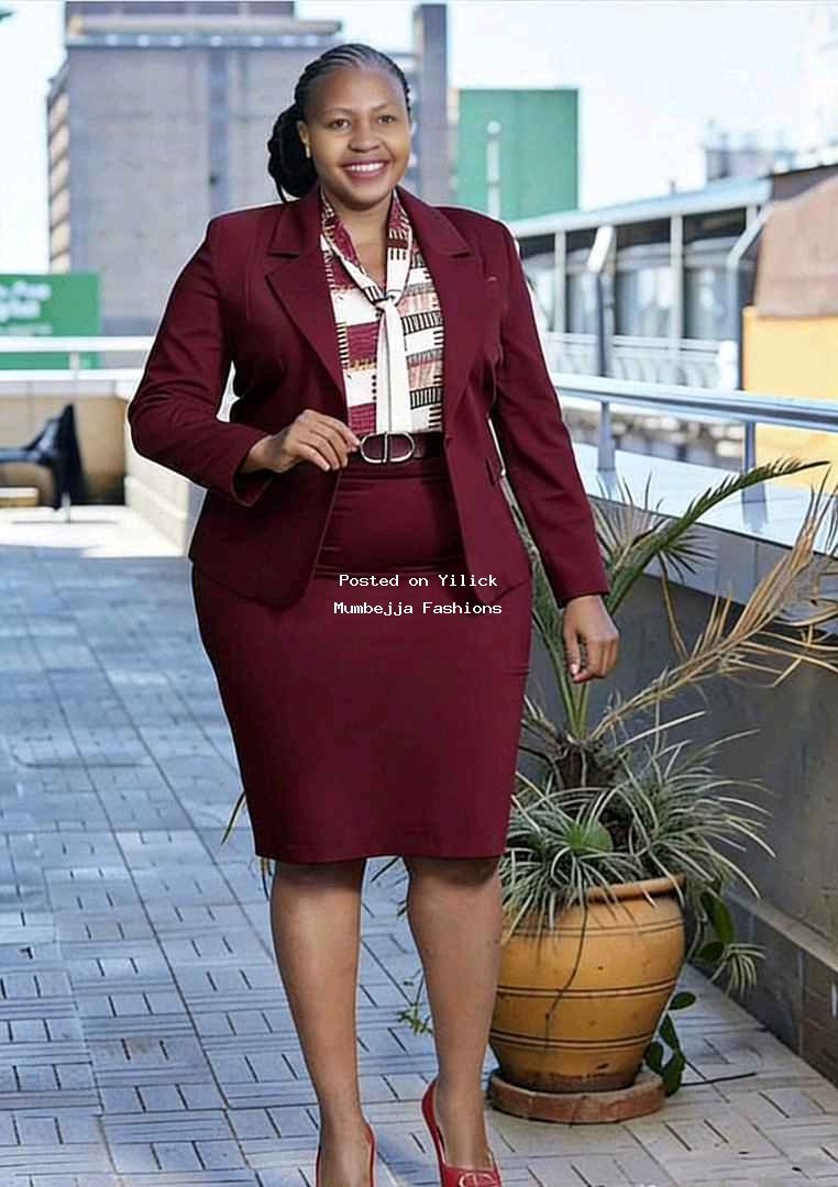 Ladies Quality classic original Dress suit. for sale in Kampala - Yilick
