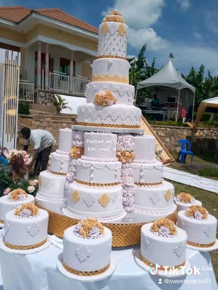 Exquisite Multi-Tier Wedding Cake for sale in Kampala - Yilick