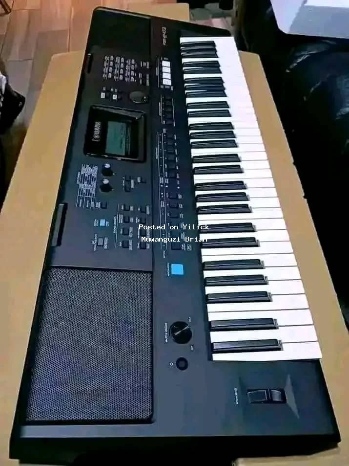 Yamaha PSR Keyboard - Perfect for Musicians for sale in Kampala - Yilick