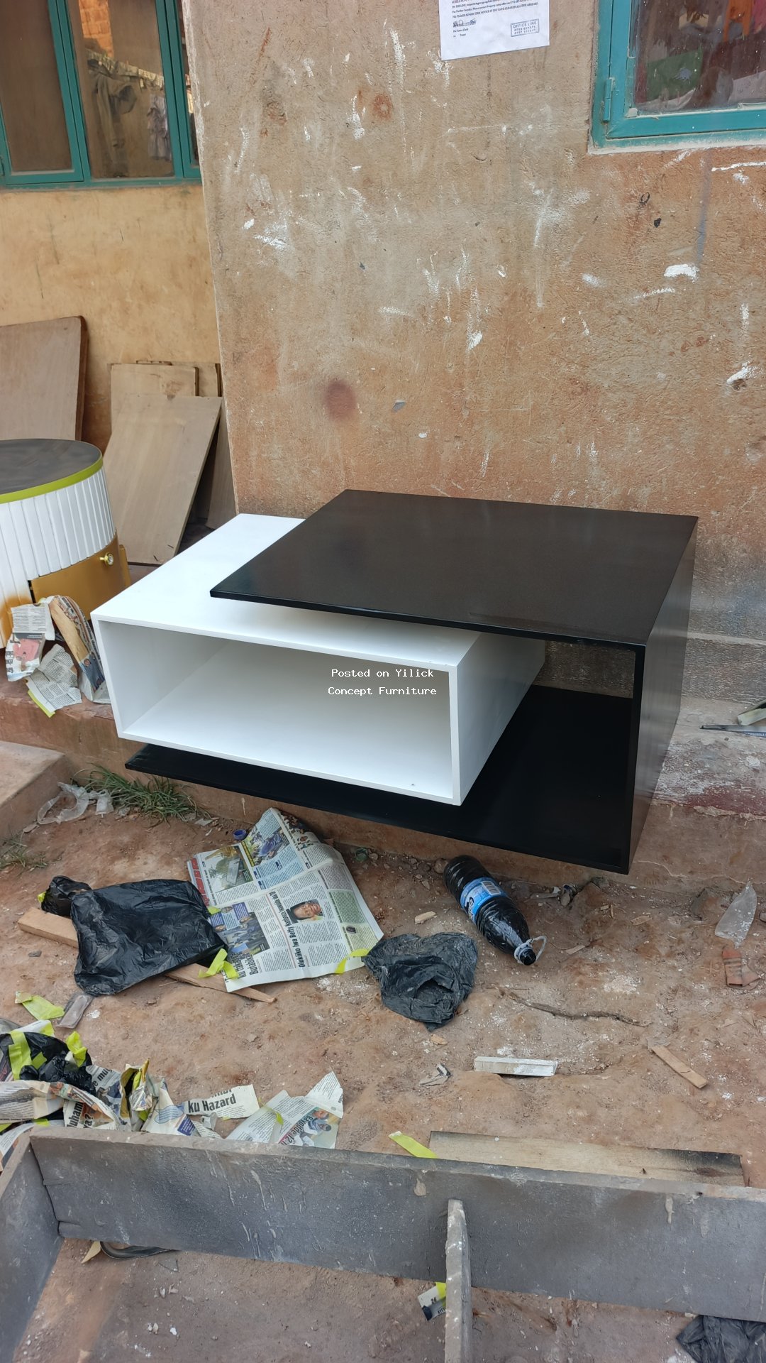 Modern and Stylish Coffee Table for sale in Kampala - Yilick