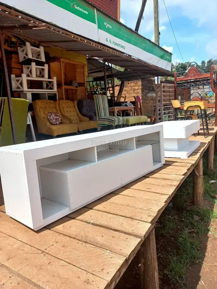 Stylish Modern White TV Stand for Your Home for sale in Abim - Yilick
