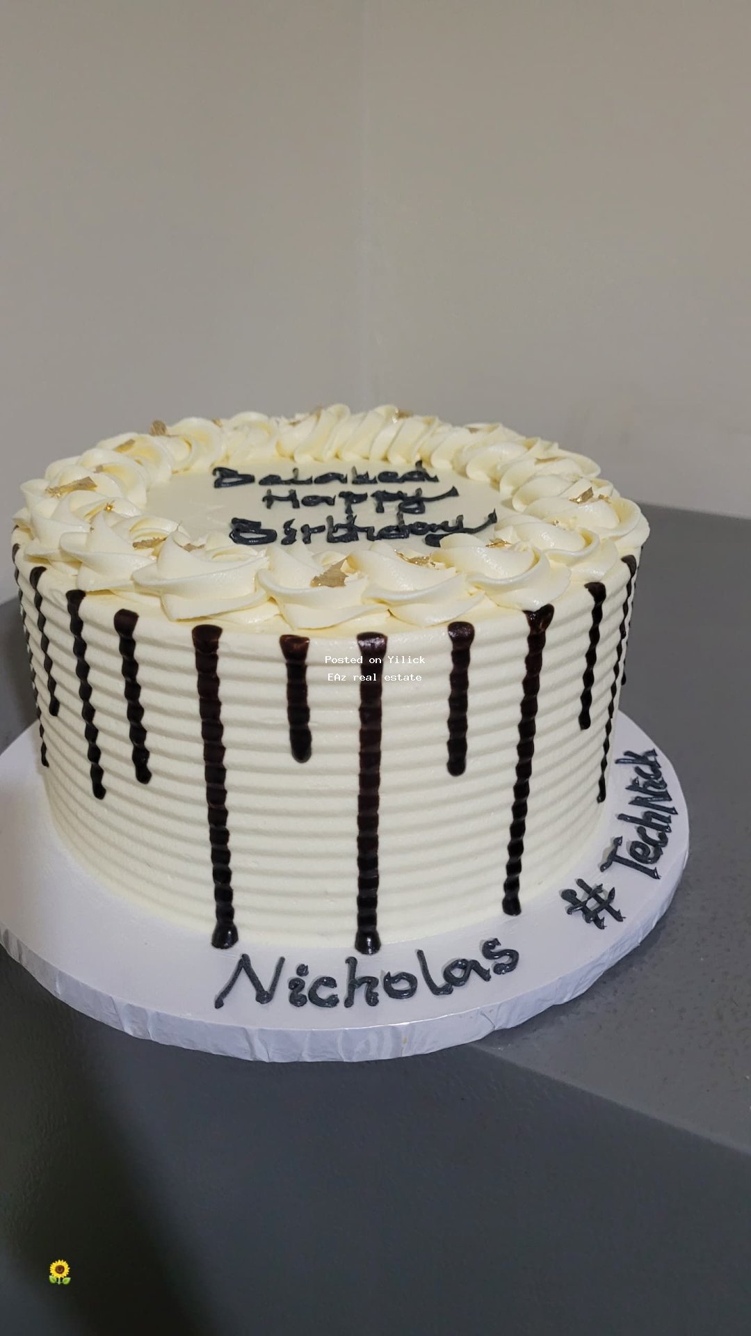 Delicious Customized Birthday Cake for Celebrations for sale in Kampala - Yilick