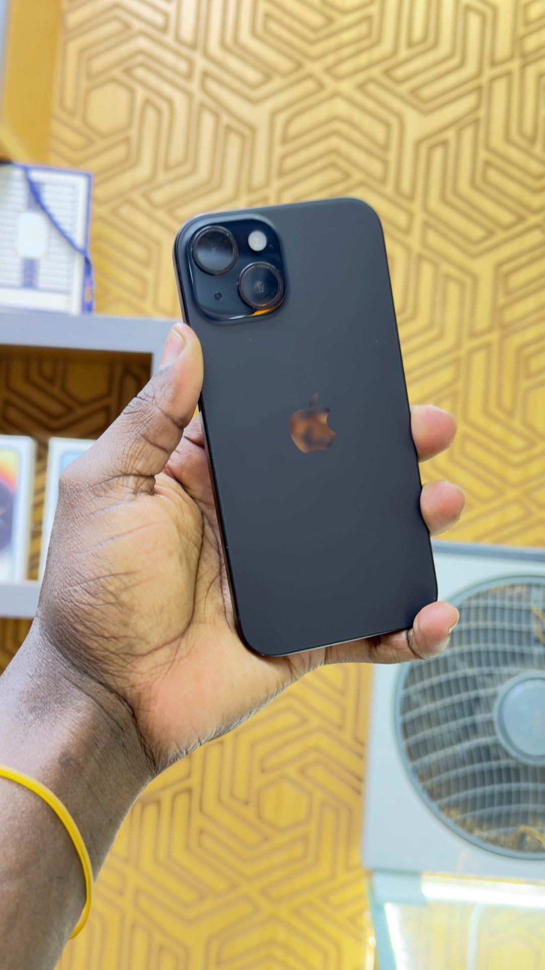 iPhone 15 for sale in Kampala - Yilick