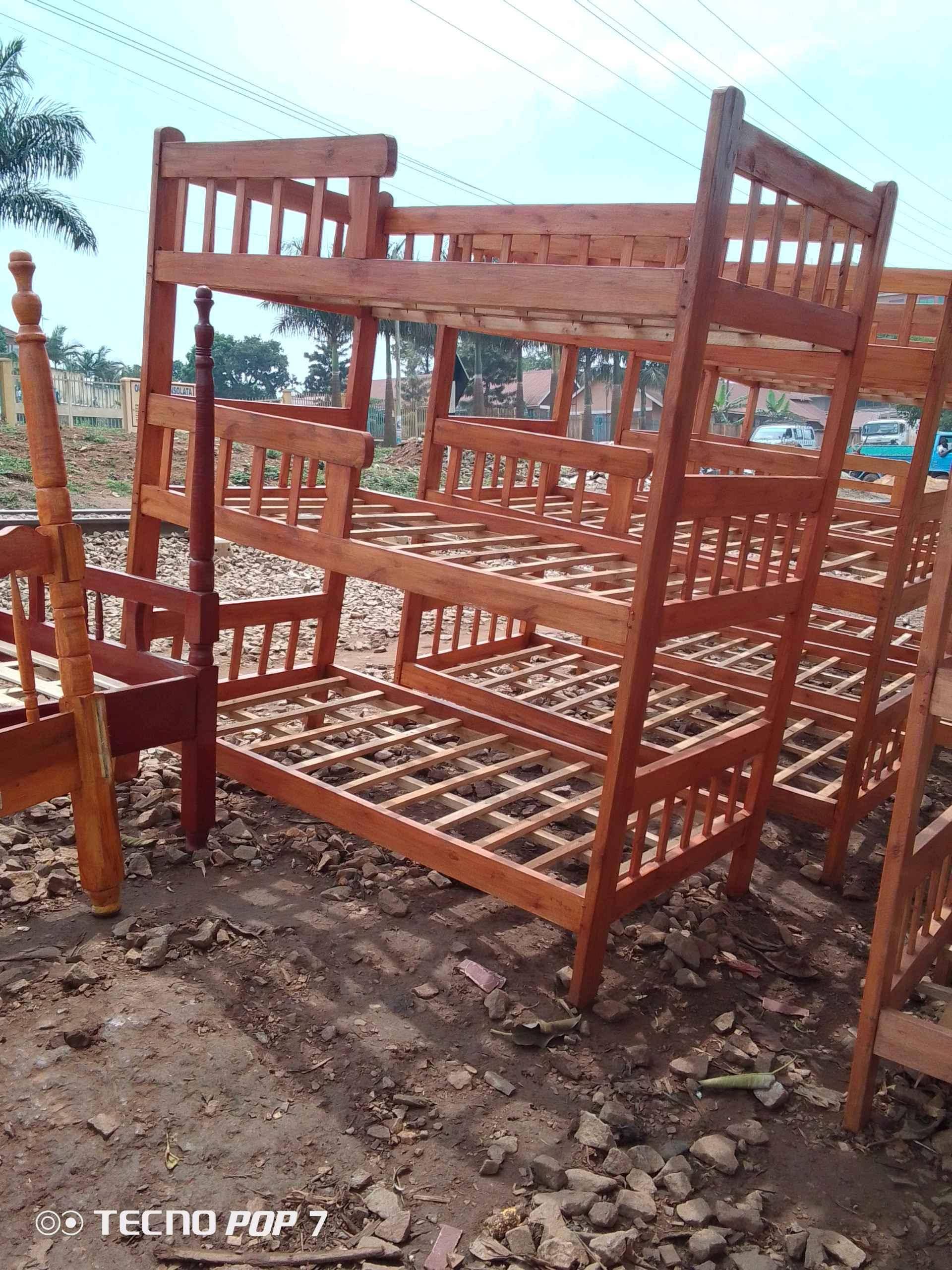 Triple 3 by6 Wooden Decker In Good Condition for sale in Kampala - Yilick