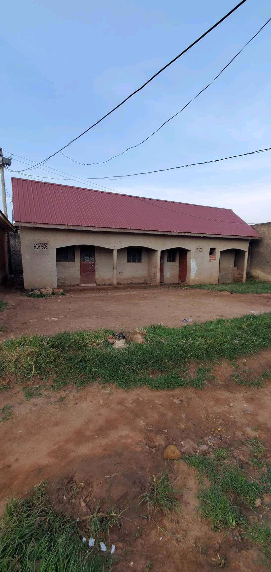 Rental units for sale in Nansana Kabumbi for sale in Kampala - Yilick