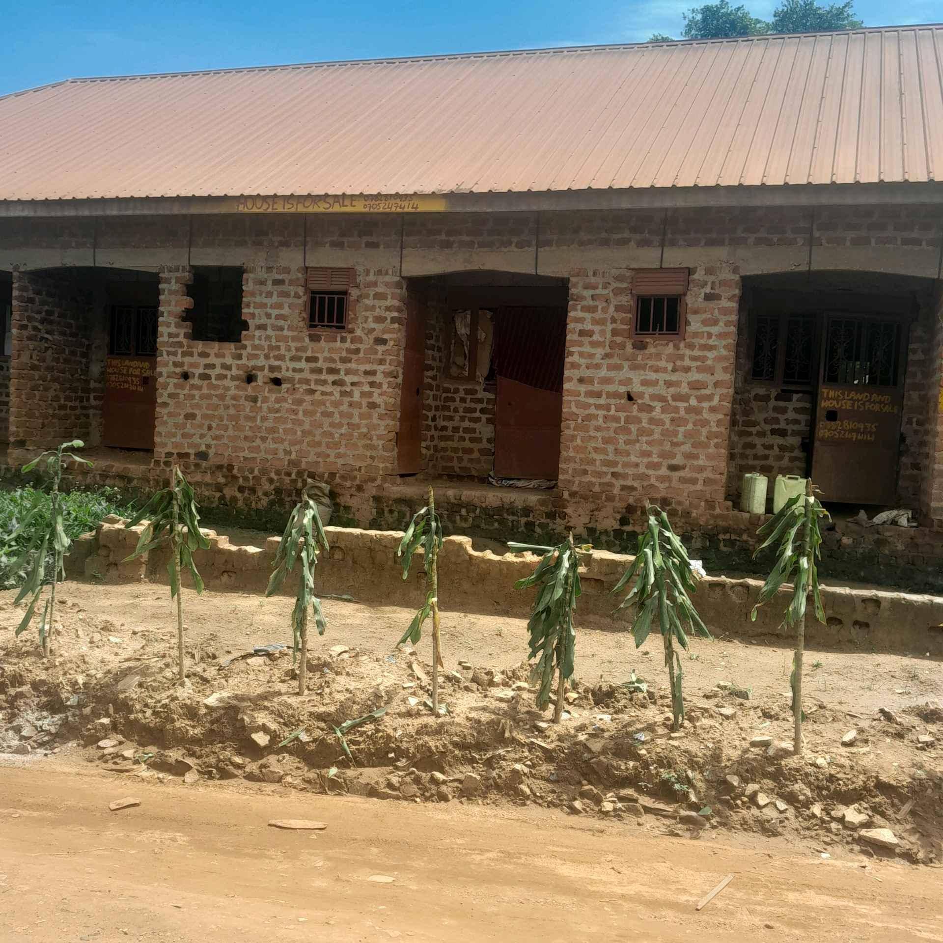 buy and sell  property for sale in Kampala - Yilick