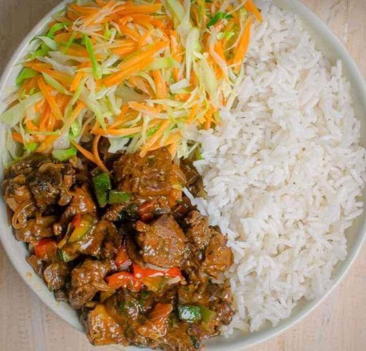 we offer delicious food on every function for sale in Kampala - Yilick