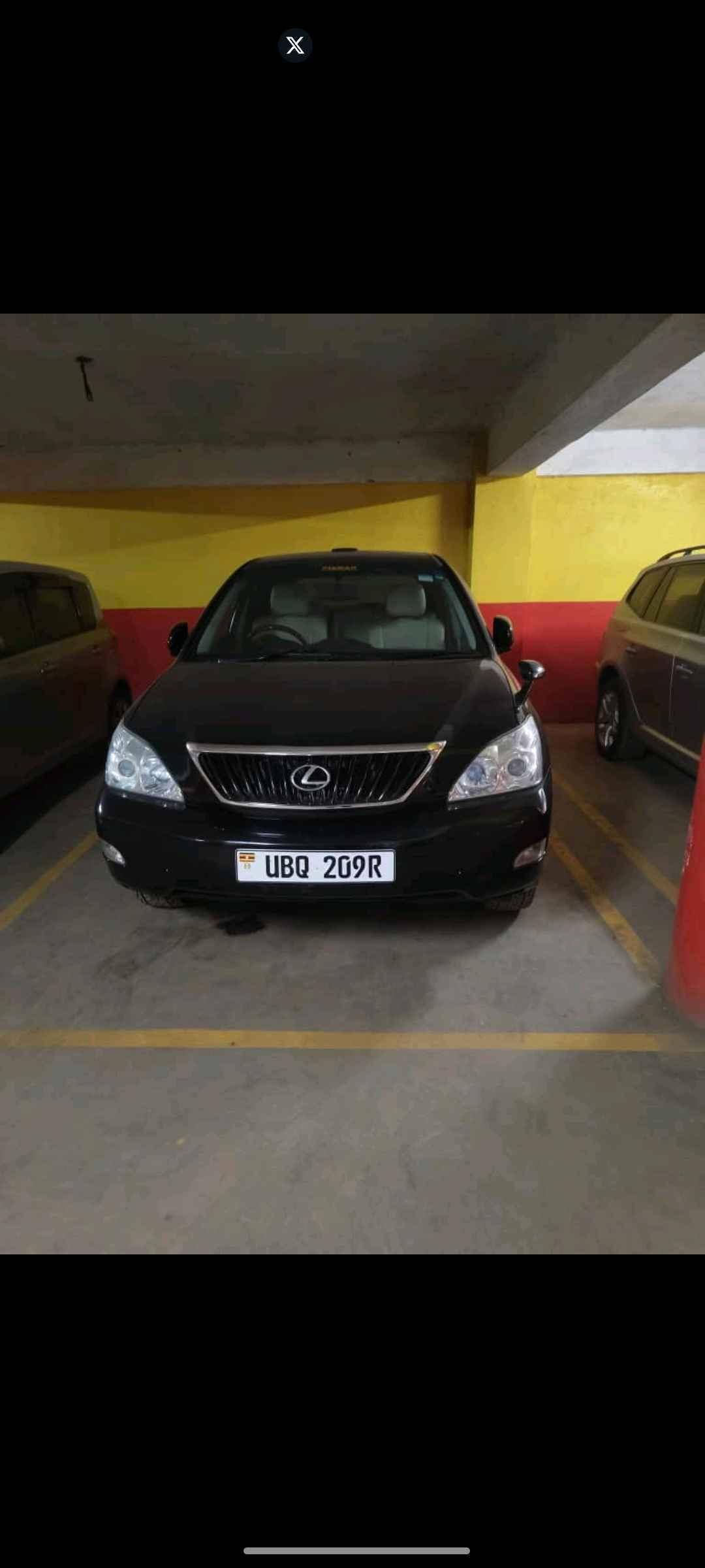 Harrier Lexus 2009 for sale in Kampala - Yilick