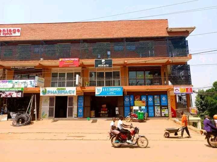 shops for rent in kisaasi for sale in Kampala - Yilick