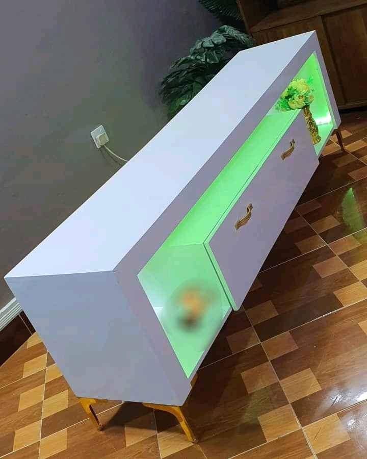 television  stand for sale in Kampala - Yilick