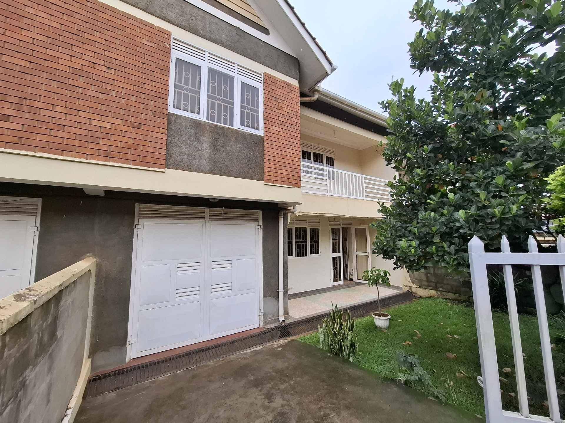 3 BEDROOMS  TOWN HOUSE FOR RENT iN Ntinda for sale in Kampala - Yilick