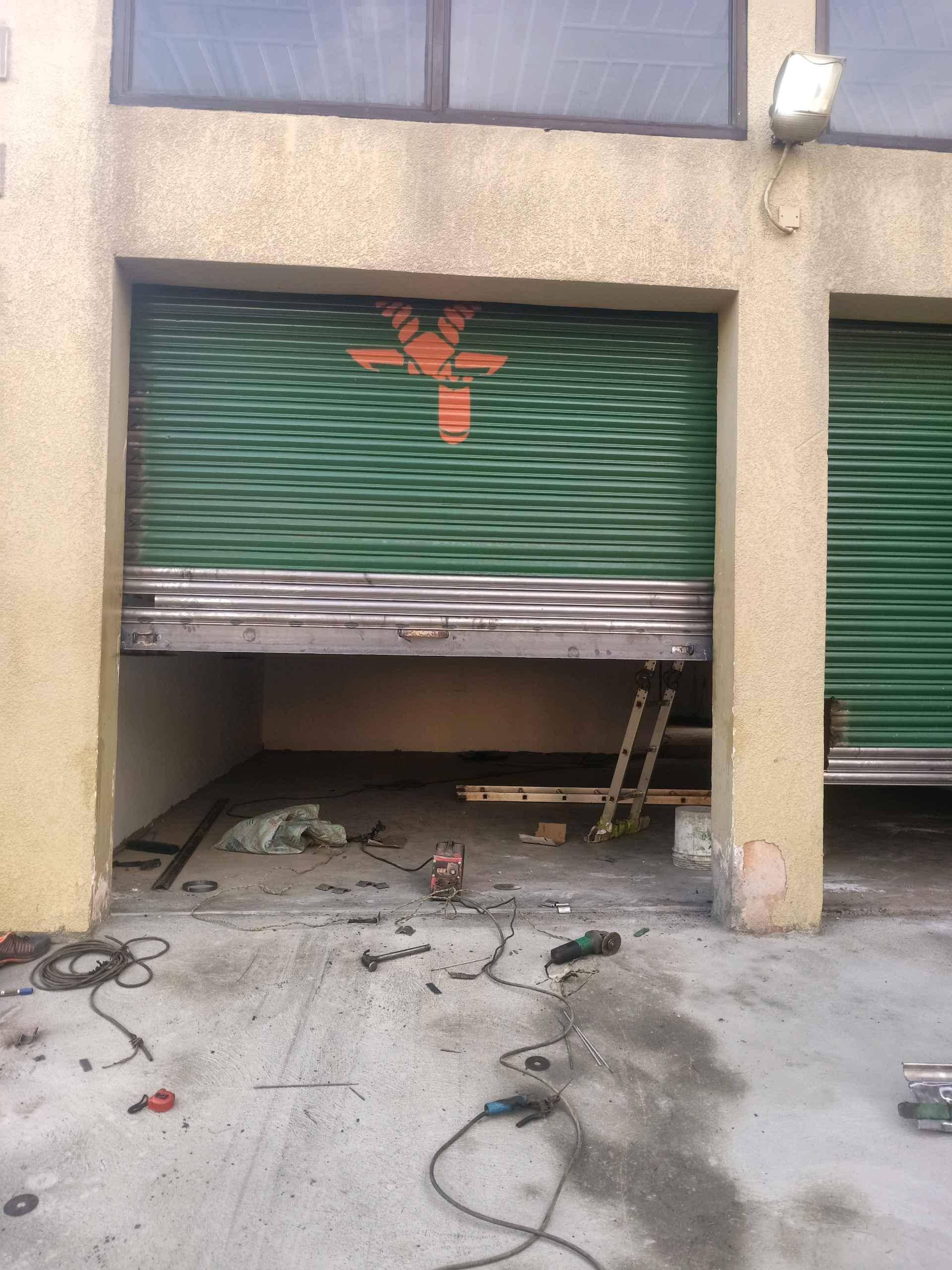 Rolling shutter door for sale in Kampala - Yilick