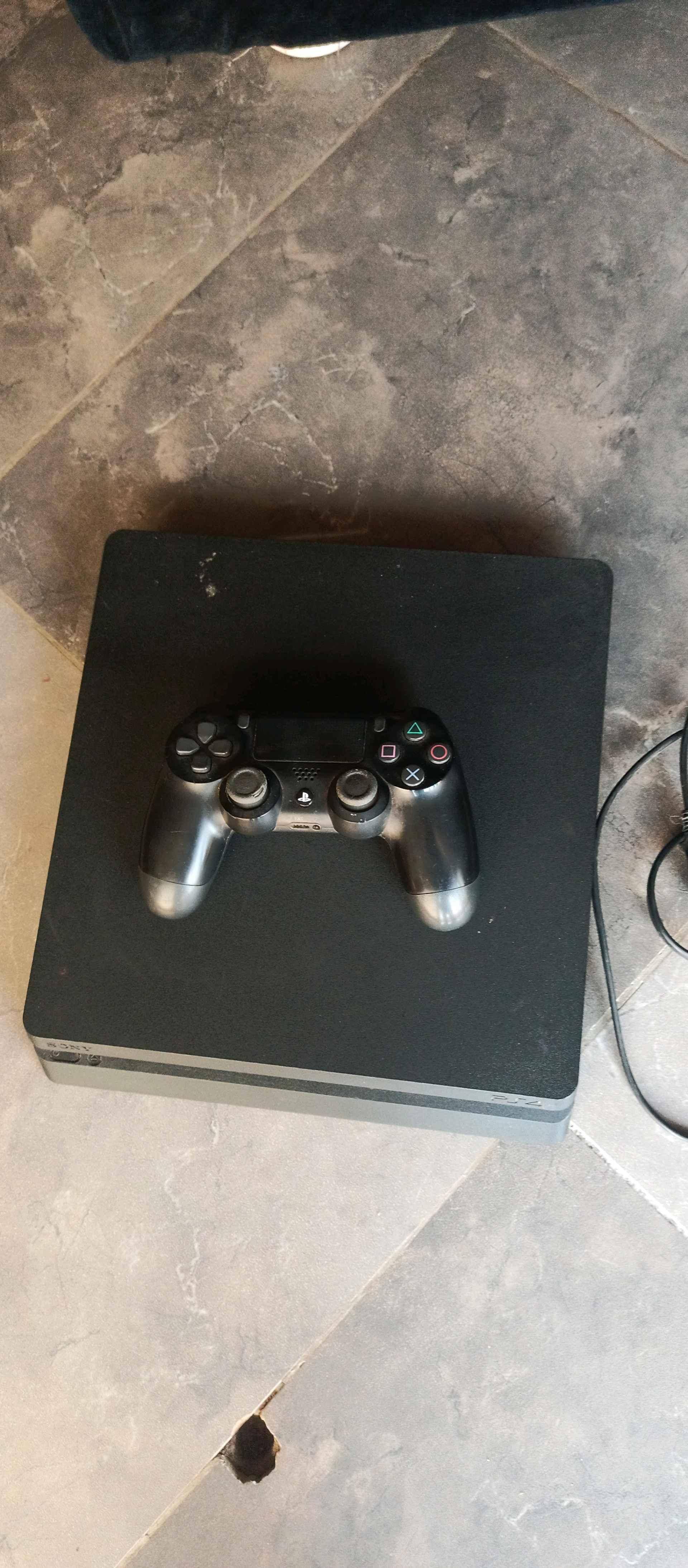 PS4 console one controller at a cheap price for sale in Kampala - Yilick