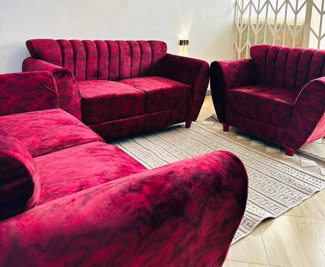 Maroon sofa set for sale for sale in Kampala - Yilick