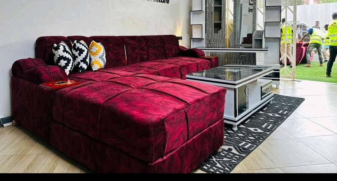 L sofa set shape with center table for sale in Kampala - Yilick