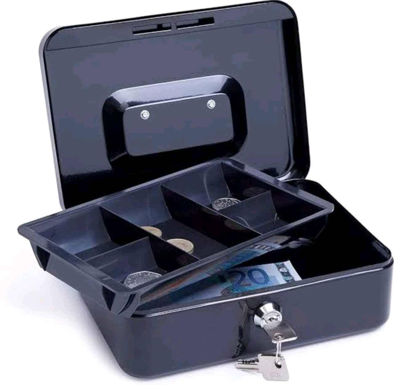 metal cash box with money tray and locks for sale in Kampala - Yilick