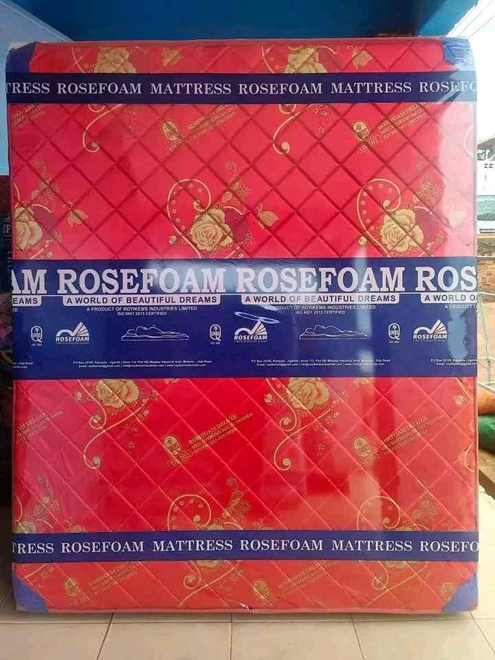 5 by 6 deluxe quilted mattreses 8" for sale in Kampala - Yilick