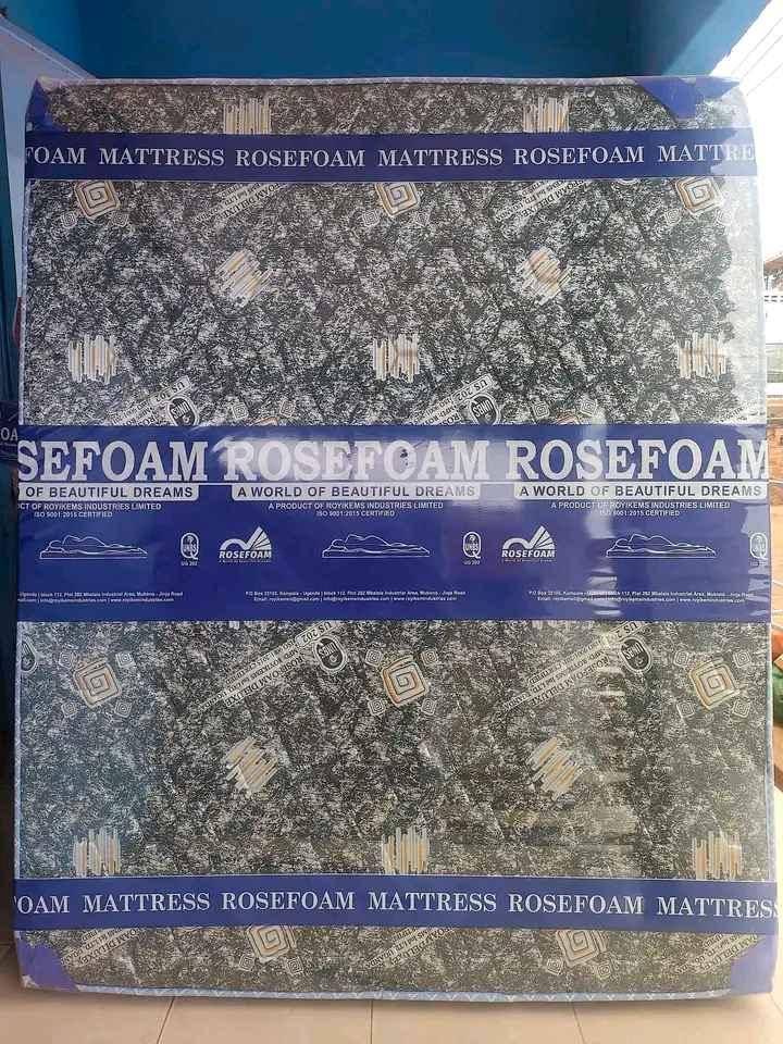 5 by 6 deluxe quilted mattreses 6 inch for sale in Kampala - Yilick