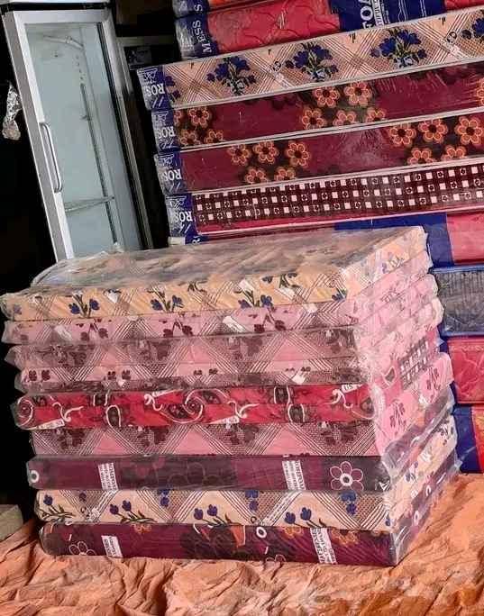 3 by 6 standard open mattreses/ rosefoam 4 inch for sale in Kampala - Yilick