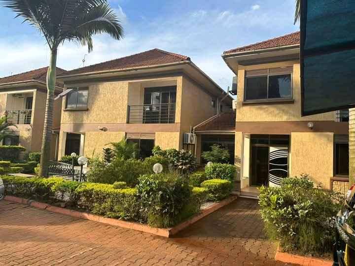 4 bedroom  apartment  forsale for sale in Kampala - Yilick