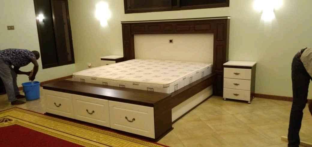 luxury bed 5*6 or 6*6 for sale in Kampala - Yilick