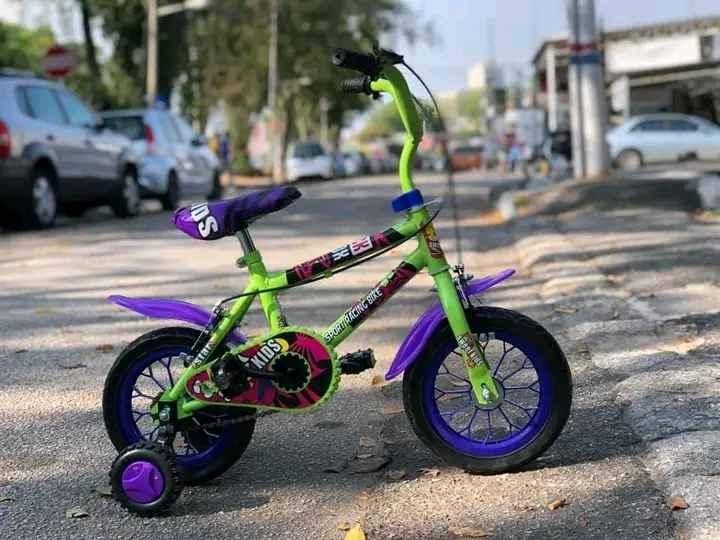 Star Brite children's clothes for sale in Kampala - Yilick