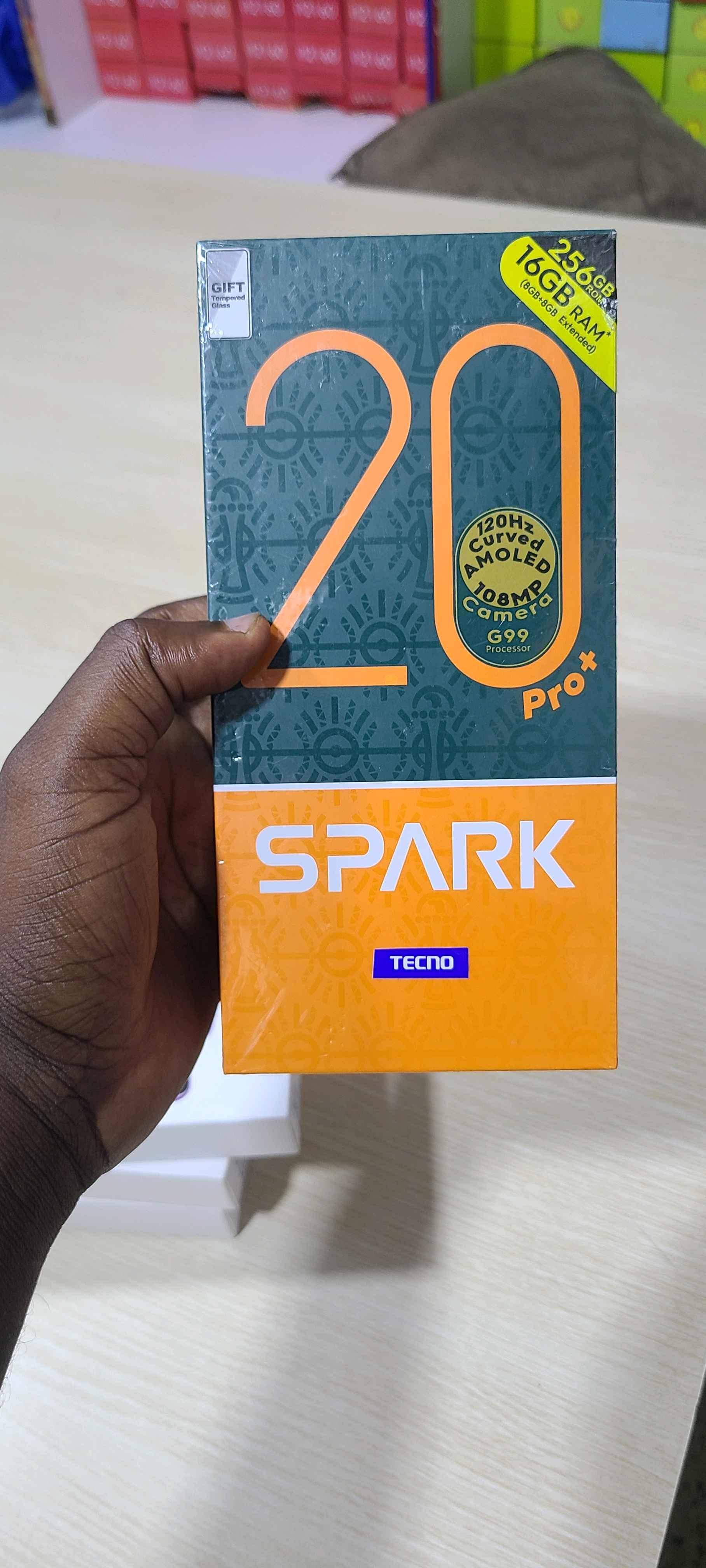 brand new tecno spark 20 pro plus for sale in Kampala - Yilick