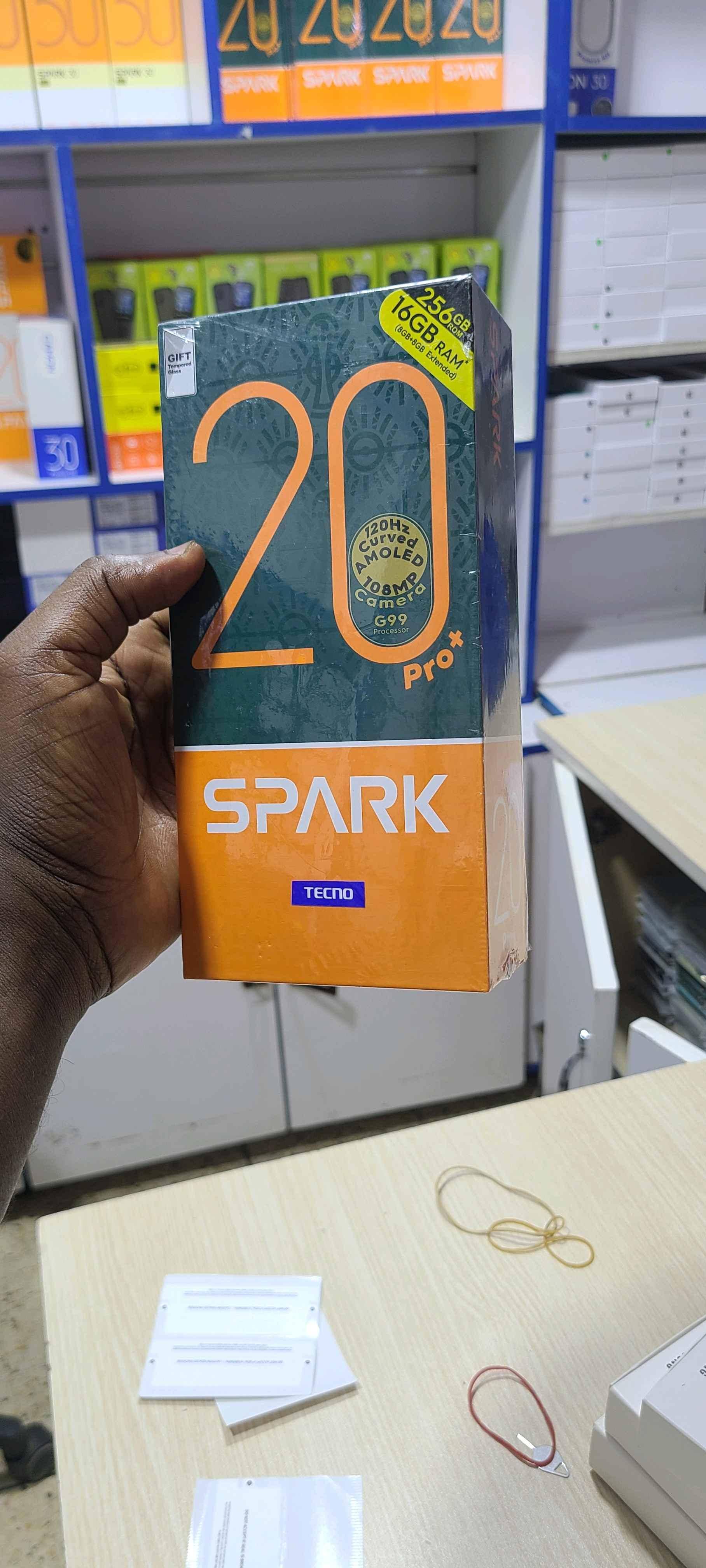 New tecno spark 20 pro plus for sale in Kampala - Yilick