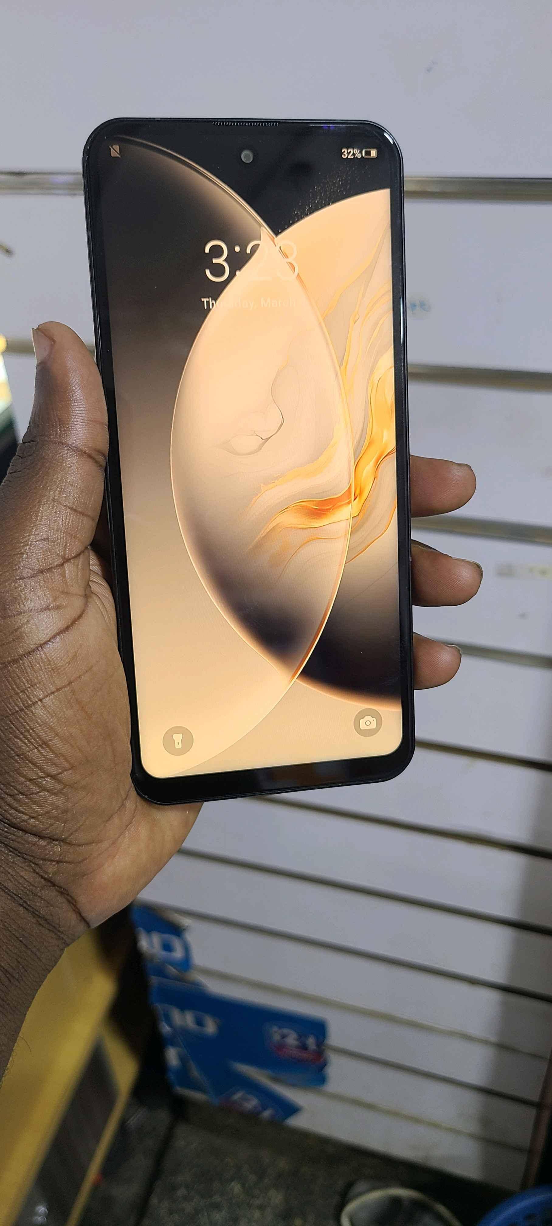 Tecno camon 30 premier for sale in Kampala - Yilick