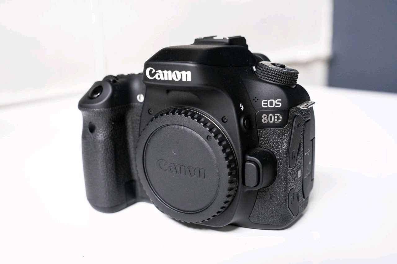 selling canon camera for sale in Kampala - Yilick