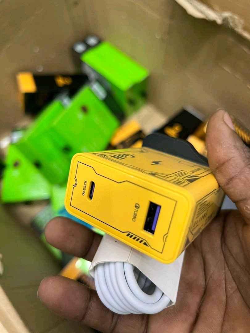 Gan 120 Watts Turbo charger for sale in Kampala - Yilick