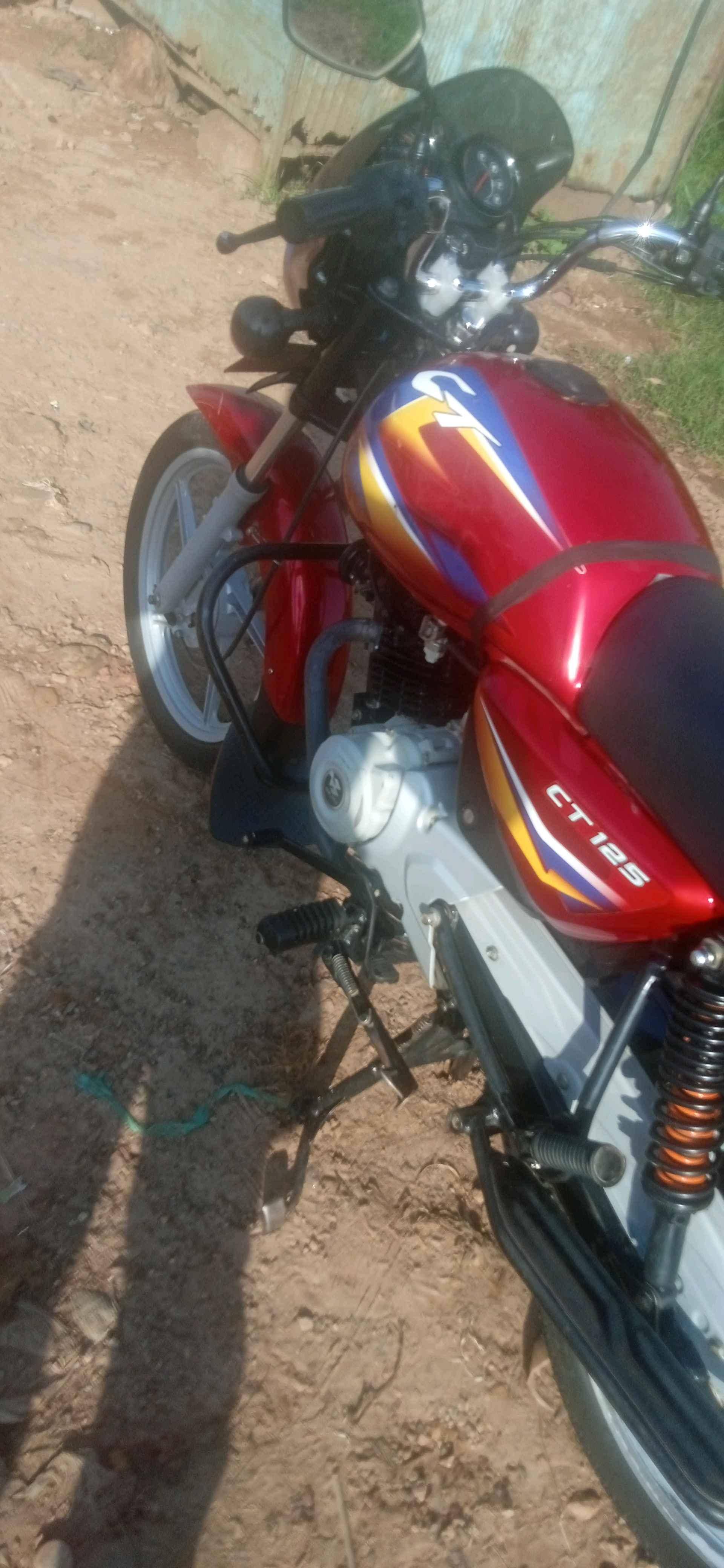 bikect 125cc red in colour, good as new new for sale in Kampala - Yilick