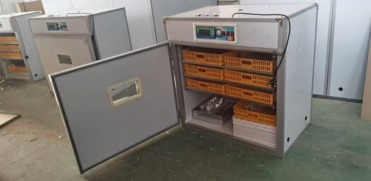 528 automatic egg incubators  for sale in Kampala - Yilick
