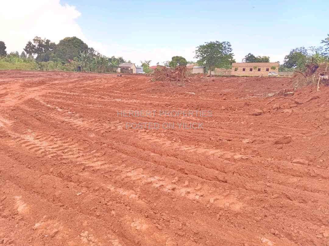 plots for sale mukono kayunga road for sale in Kampala - Yilick