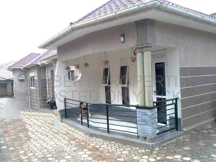 bedroom bathroom bweyogerere for sale in Kampala - Yilick