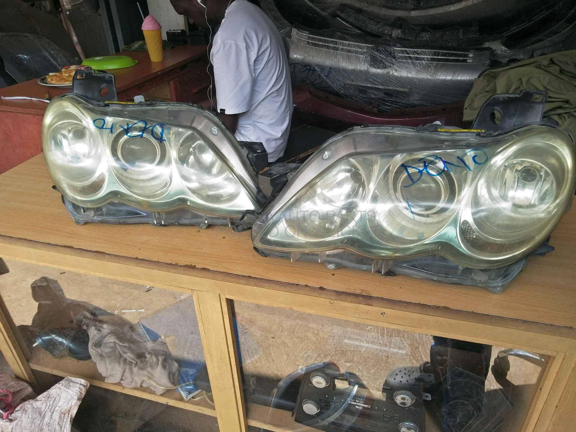 Front headlight for mark x 2007,2008 model for sale in Kampala - Yilick