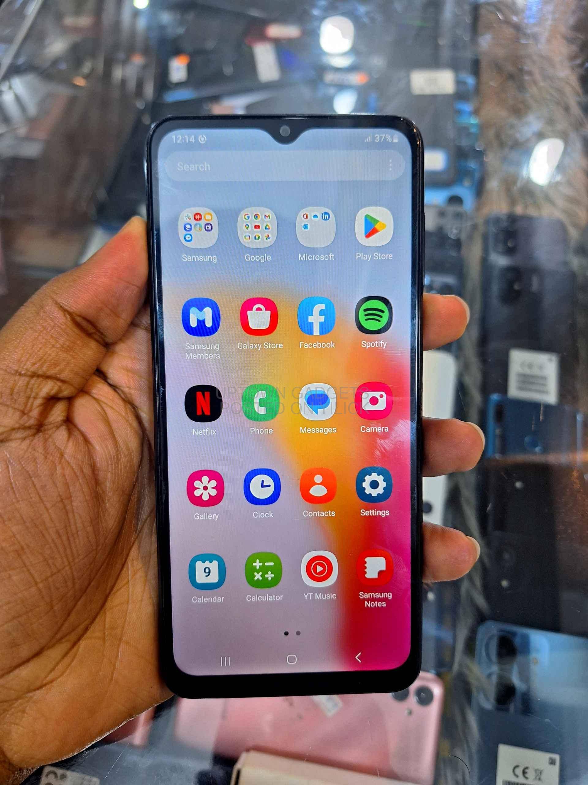 GALAXY A04S 64GB AT 370K...0708949918 for sale in Kampala - Yilick