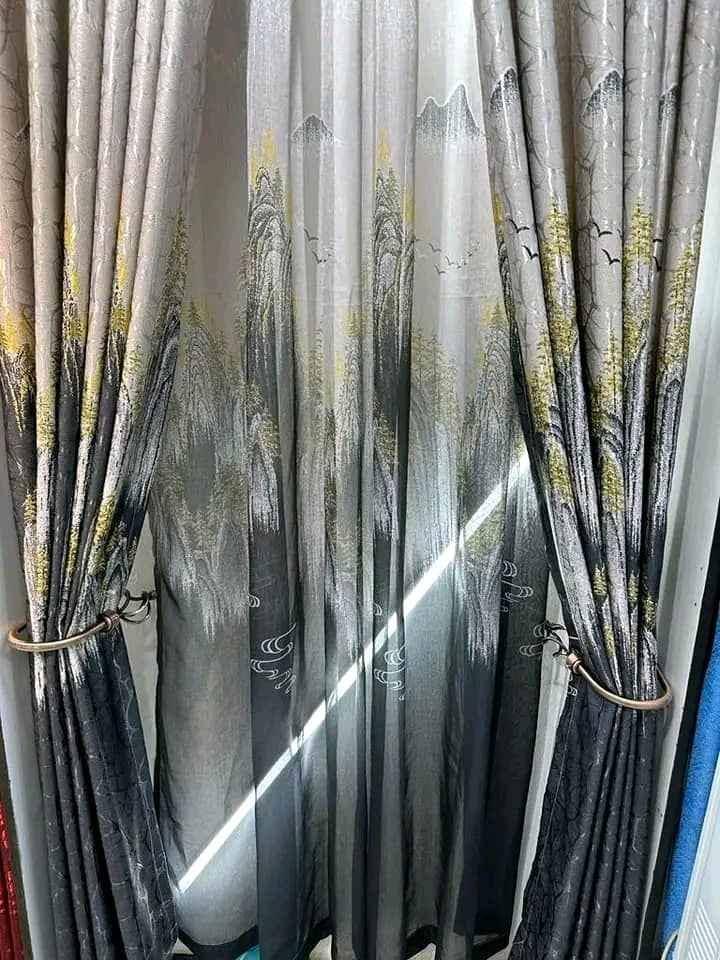Classic Curtains  for sale in Kampala - Yilick