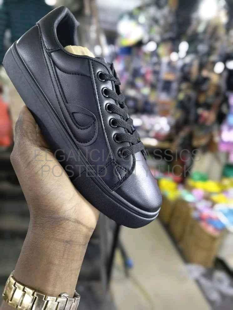 Elgancia classics  for sale in Kampala - Yilick