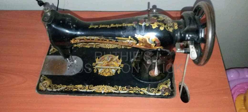 singer sewing machine  for sale in Kampala - Yilick