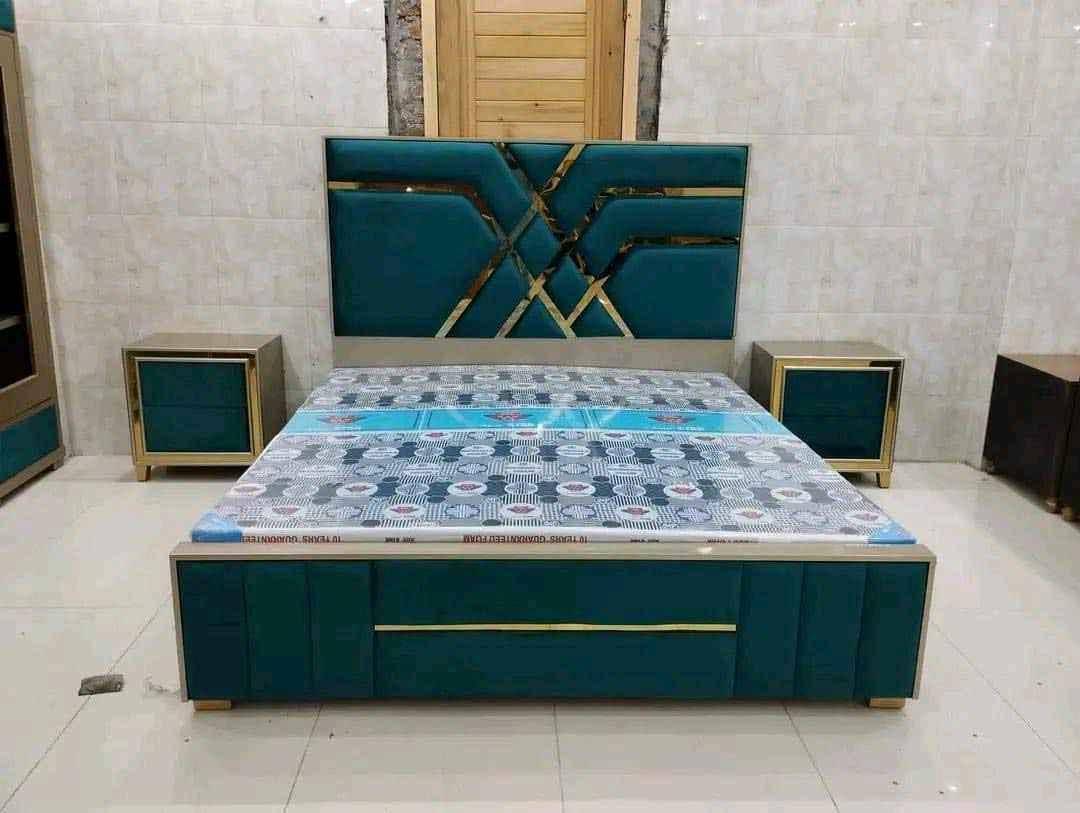 5 by 6 Morden bed for sale in Kampala - Yilick