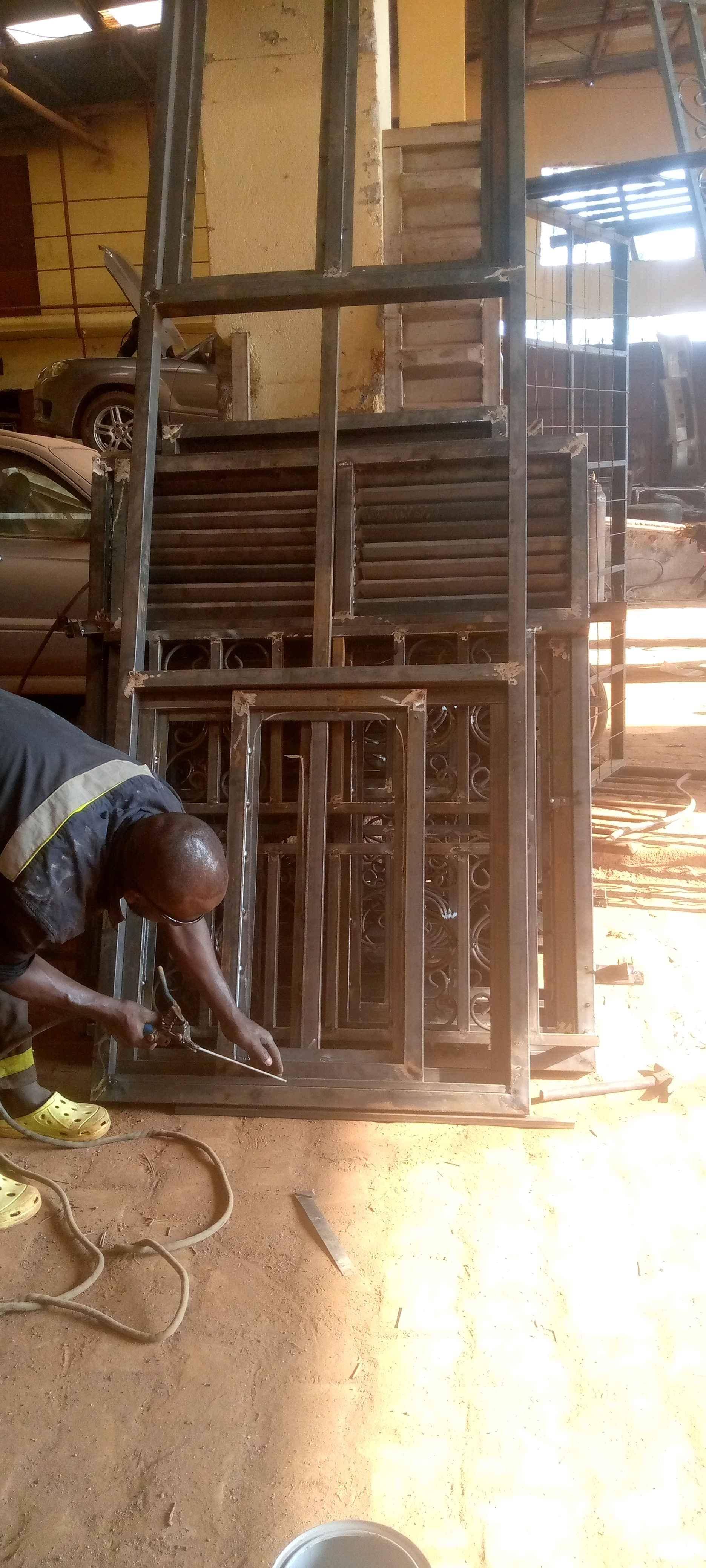 windows gates doors for sale in Kampala - Yilick