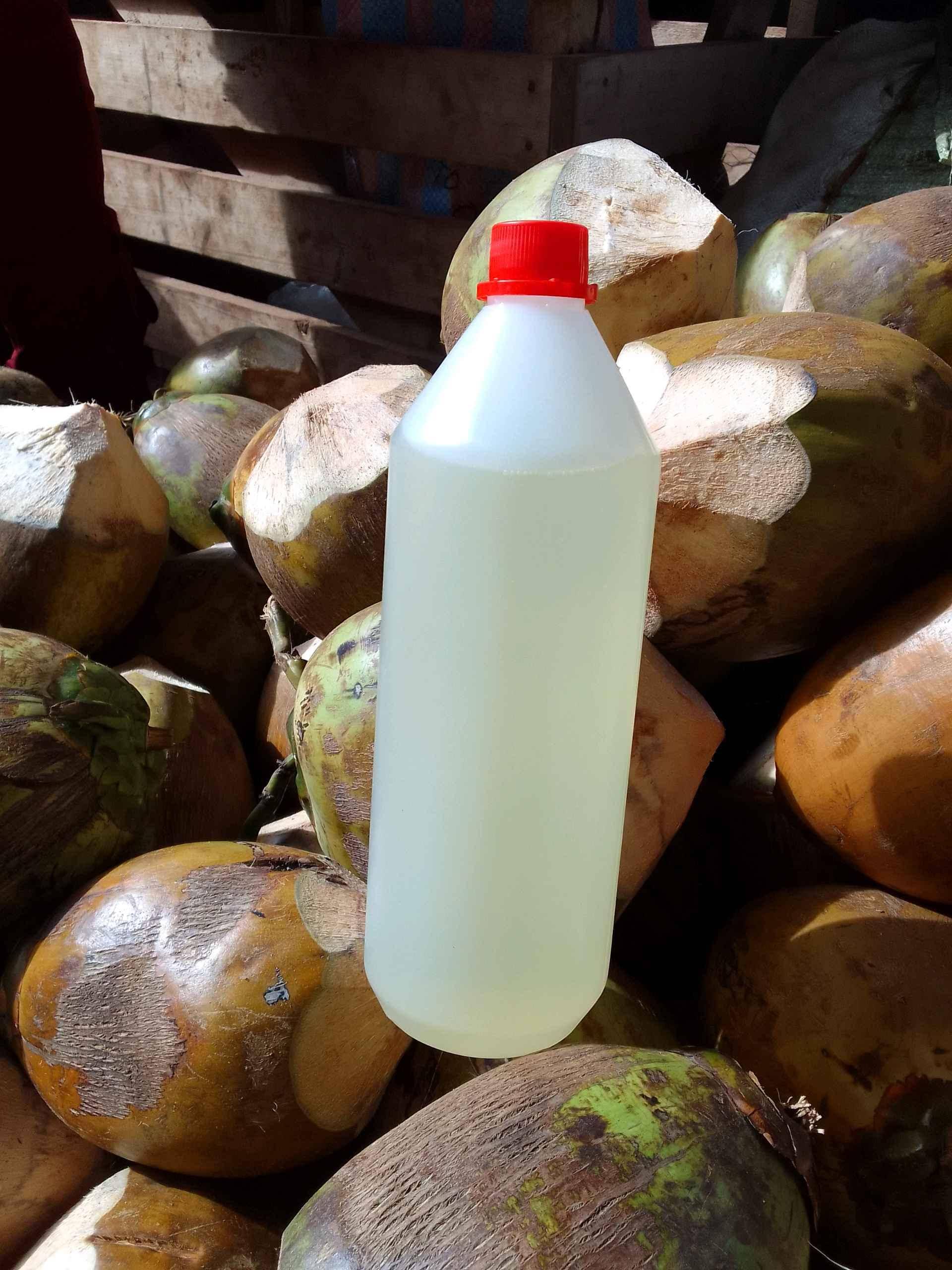 Coconut Oil Pure (No additives) for sale in Kampala - Yilick
