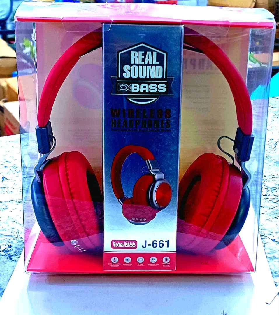 J-661 headphones for sale in Kampala - Yilick