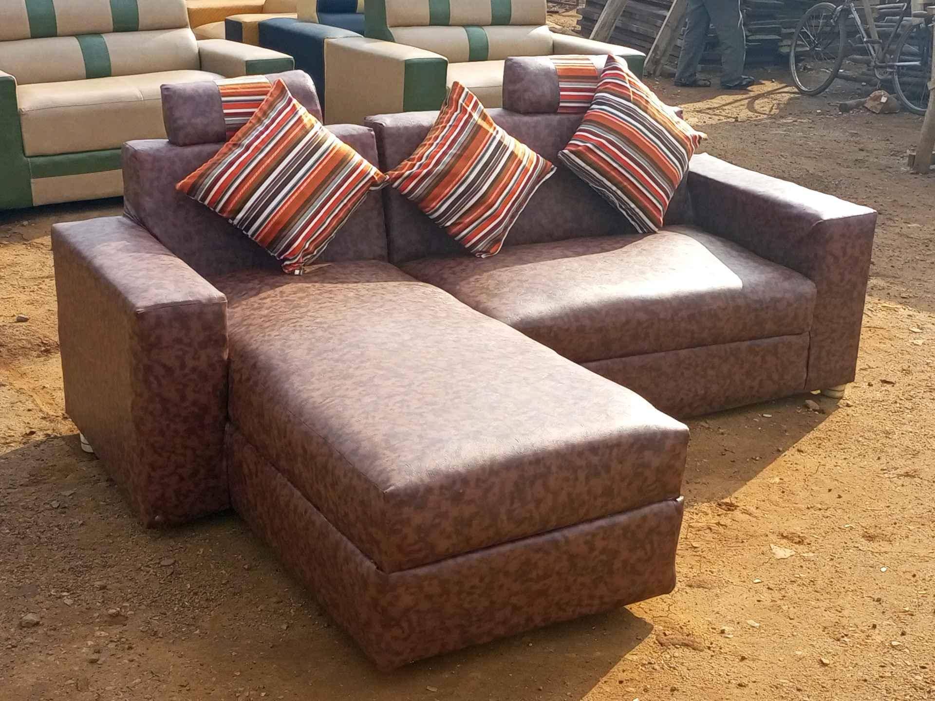 Adorable mini l.sofa set for sale in Wakiso - Yilick