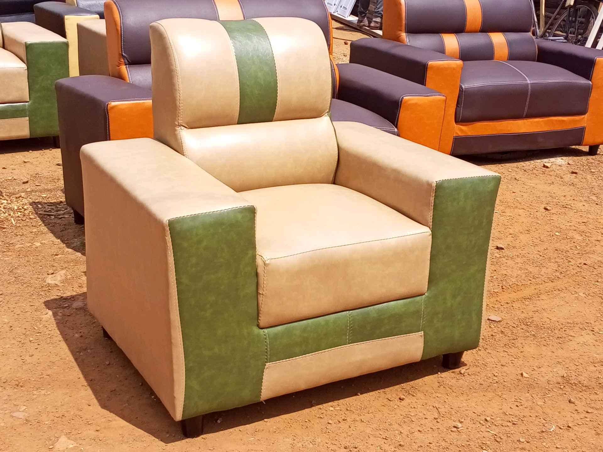 wonderful Single Seater sofa for sale in Wakiso - Yilick