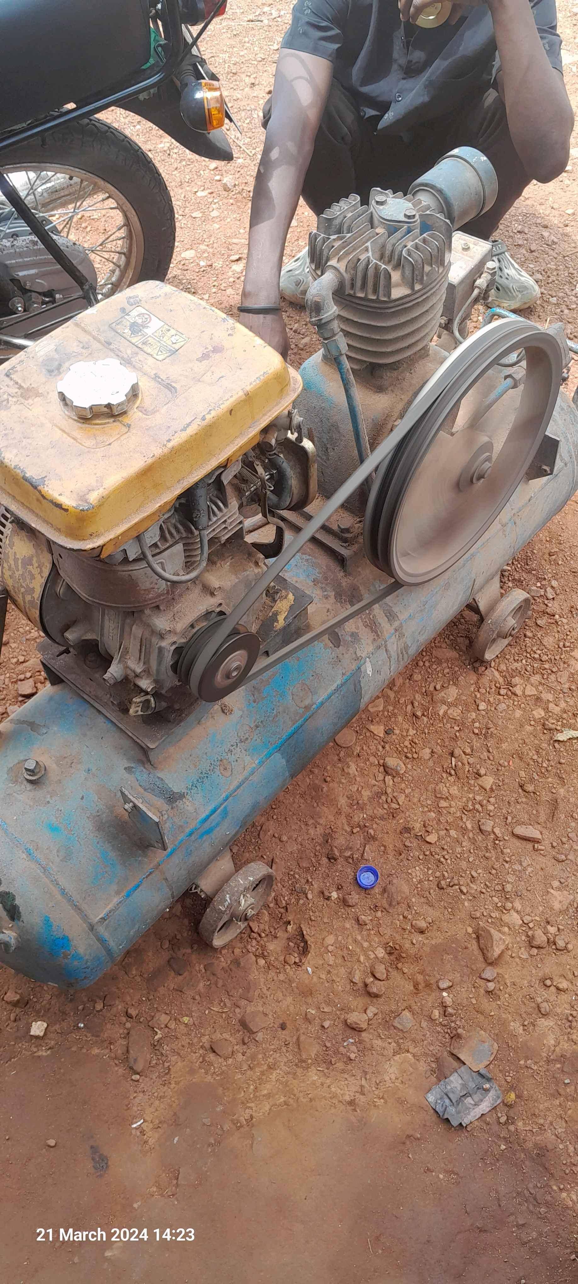 Air Compressor Repair Services  for sale in Kampala - Yilick